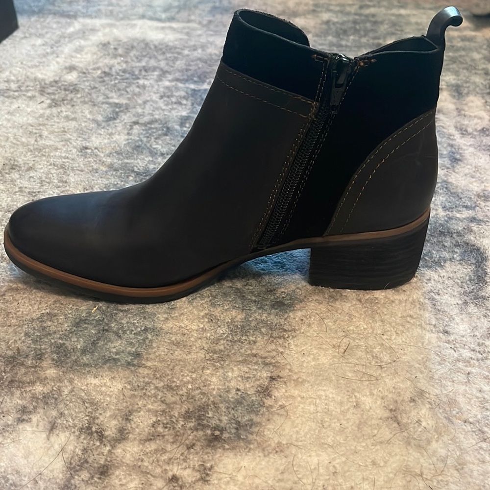 Korks Thyone size 8